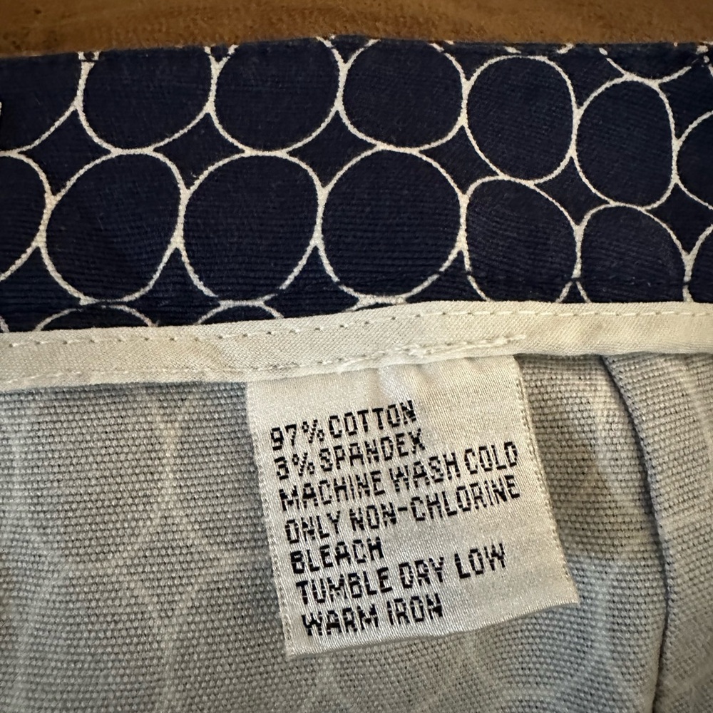 Chic Talbot’s Navy Oval Patterned Capris Pants-Si… - image 7